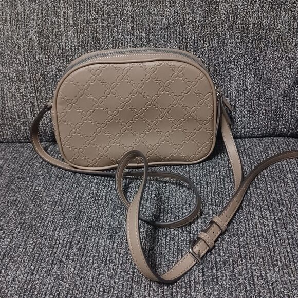 NINE WEST Tan Dannin Mini Crossbody w/ Mushroom Logo - Picture 2 of 7